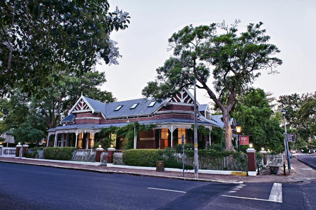 Roosenwijn Guesthouse Stellenbosch Exterior foto